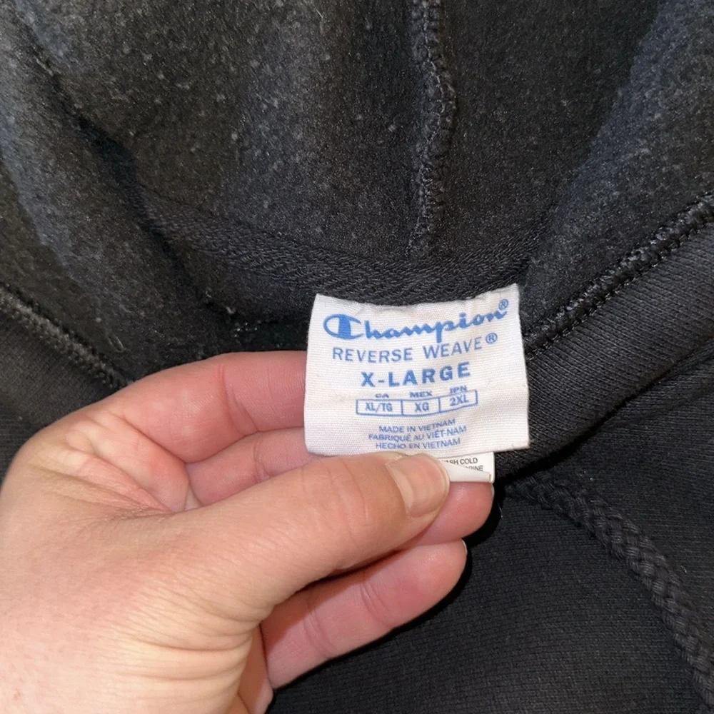 Washington State University Sweatshirt - Picture 3 of 4